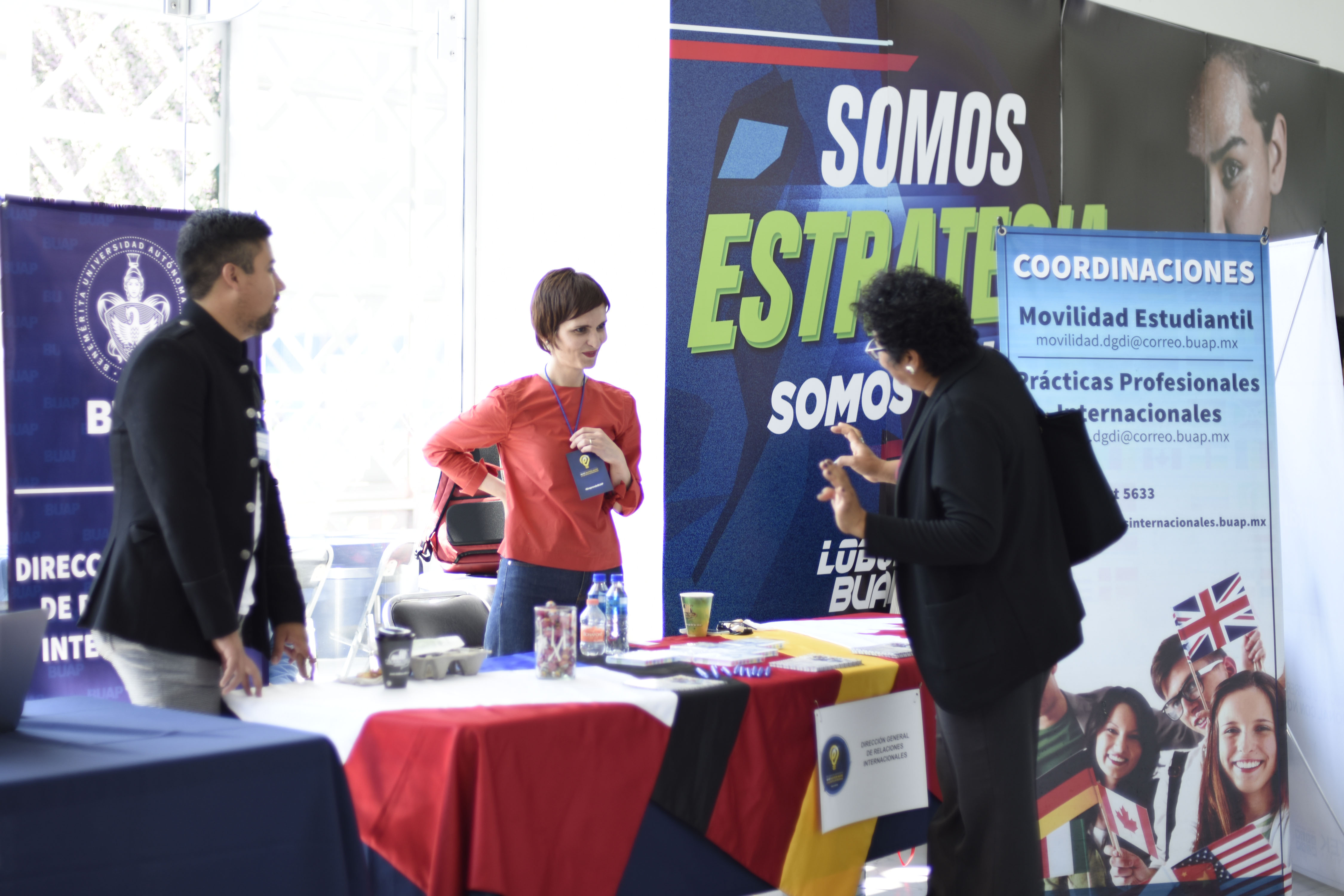 La BUAP fortalece la vinculación entre estudiantes y